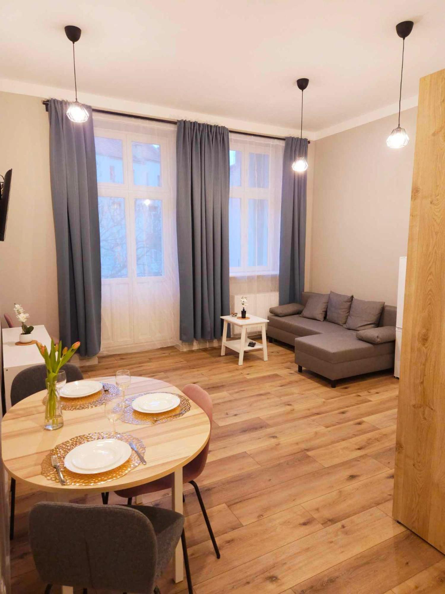 Justinrent 3 Apartment Legnica Ngoại thất bức ảnh