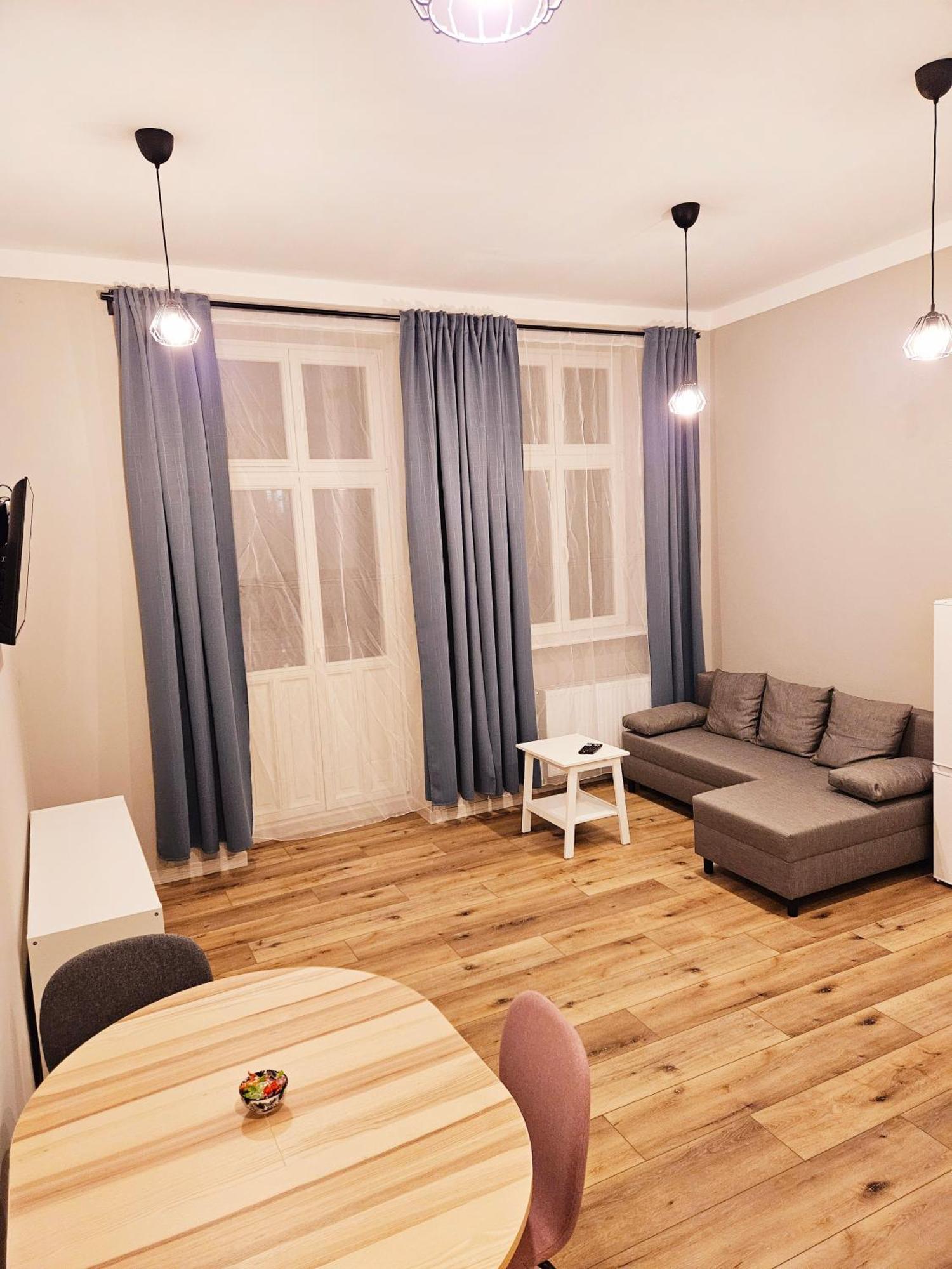 Justinrent 3 Apartment Legnica Ngoại thất bức ảnh