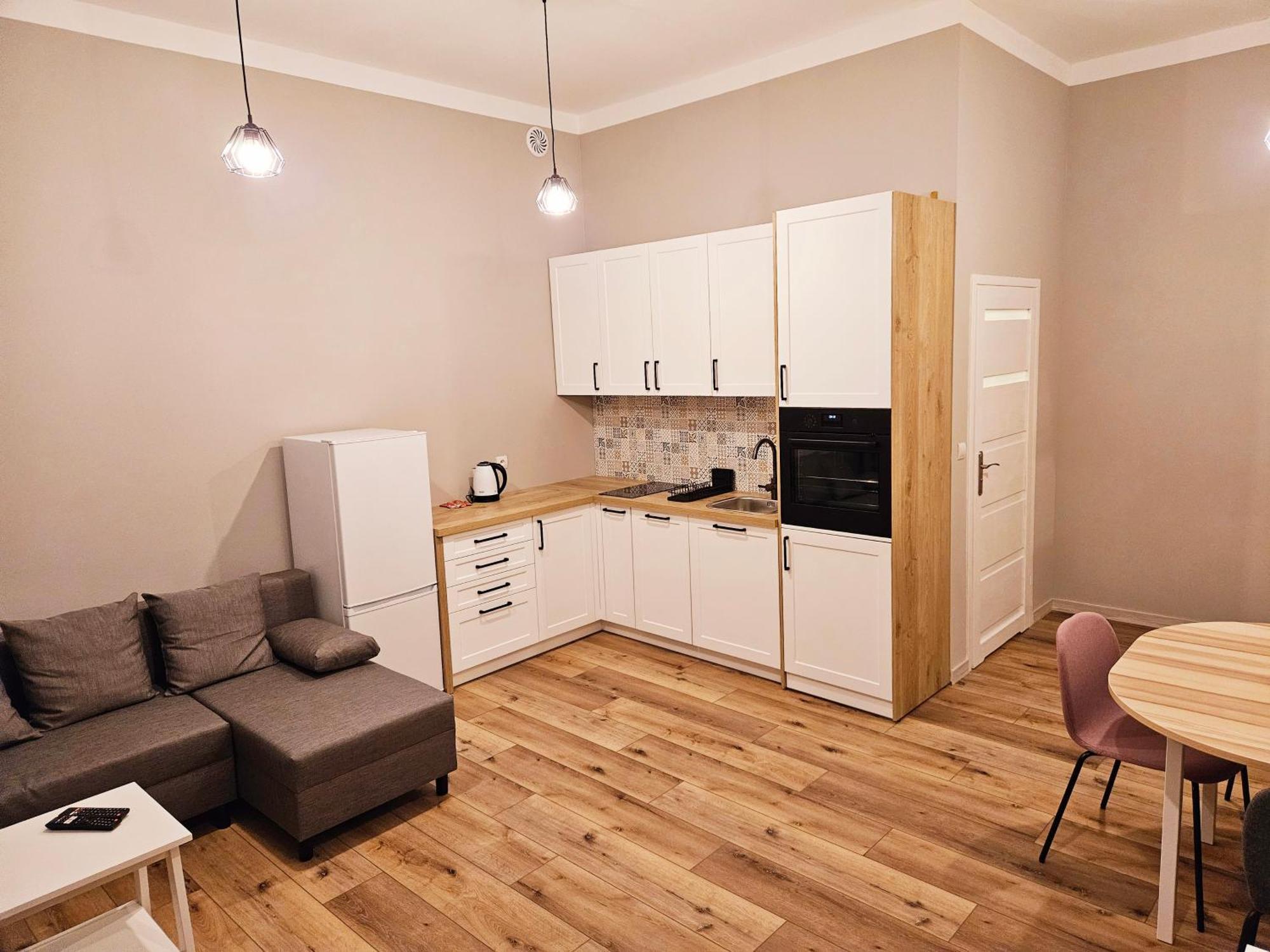 Justinrent 3 Apartment Legnica Ngoại thất bức ảnh
